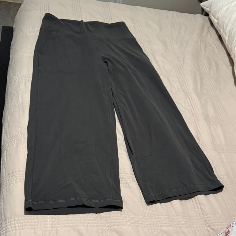 lululemon athletica Gray Cropped Pants